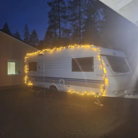 Proboost Arctic Center Cosy Caravan * 罗瓦涅米