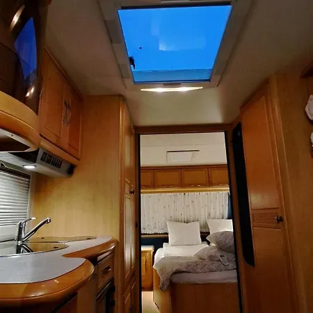 Proboost Arctic Center Cosy Caravan Apartment