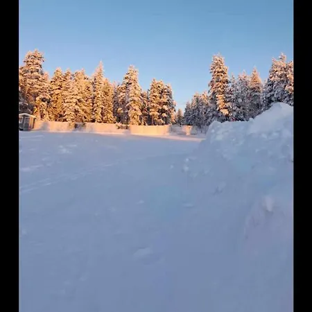 Proboost Arctic Center Cosy Caravan Apartment