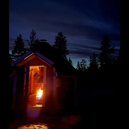 Proboost Arctic Center Cosy Caravan