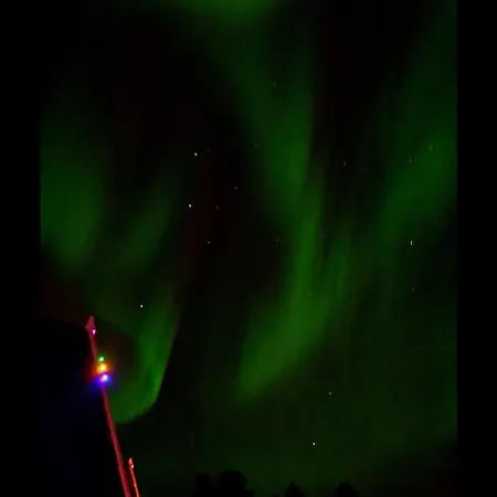 Proboost Arctic Center Cosy Caravan