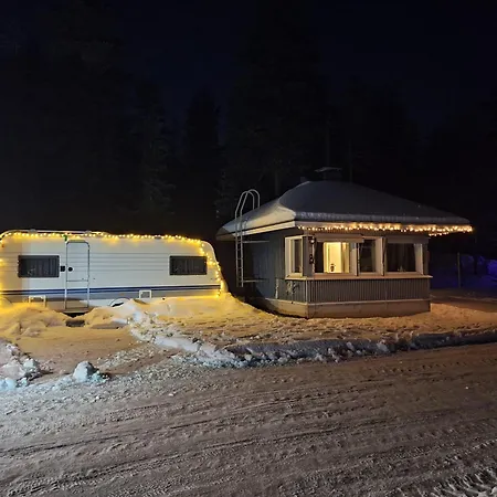 Proboost Arctic Center Cosy Caravan Rovaniemi