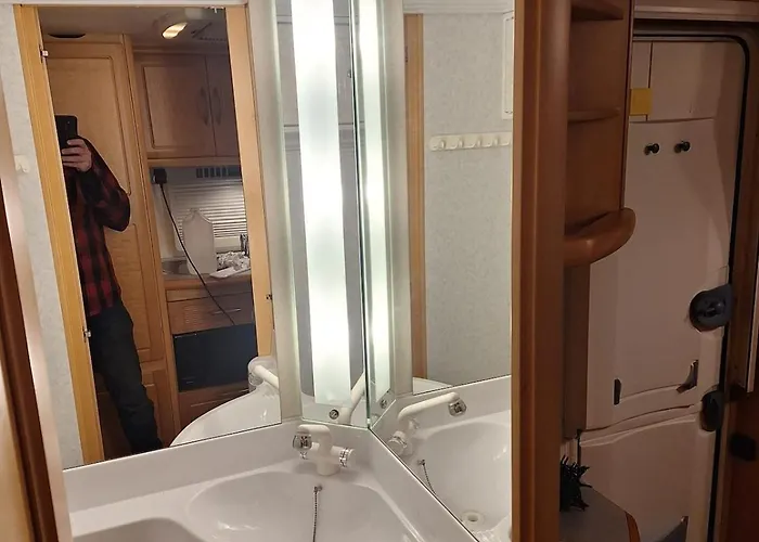 Proboost Arctic Center Cosy Caravan 公寓