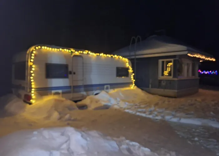 Proboost Arctic Center Cosy Caravan דירה רובניימי